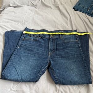 Vineyard Vines Men's Relaxed Blue Denim Jeans